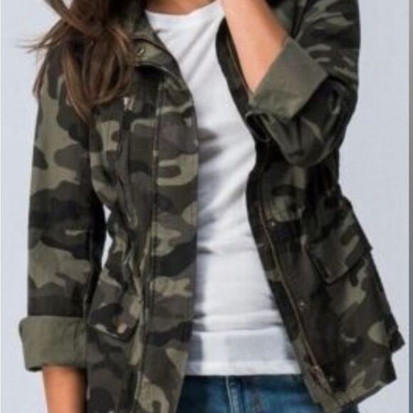 Love Tree Camo Utility Jacket Medium - Picture 4 of 9